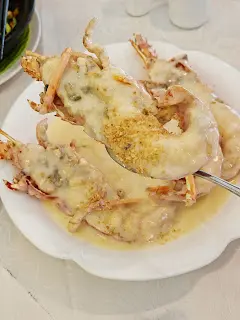 芝士開邊龍蝦拌伊麵