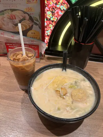 鸡肉鱼腐米线