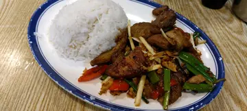 爆蒜椒盐猪扒饭