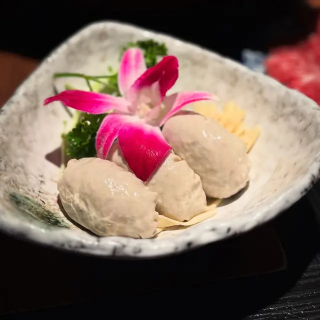 招牌黑松露蟹餃