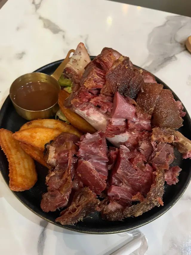 超級難難食⋯又多毛又味道好so…完全搞唔掂