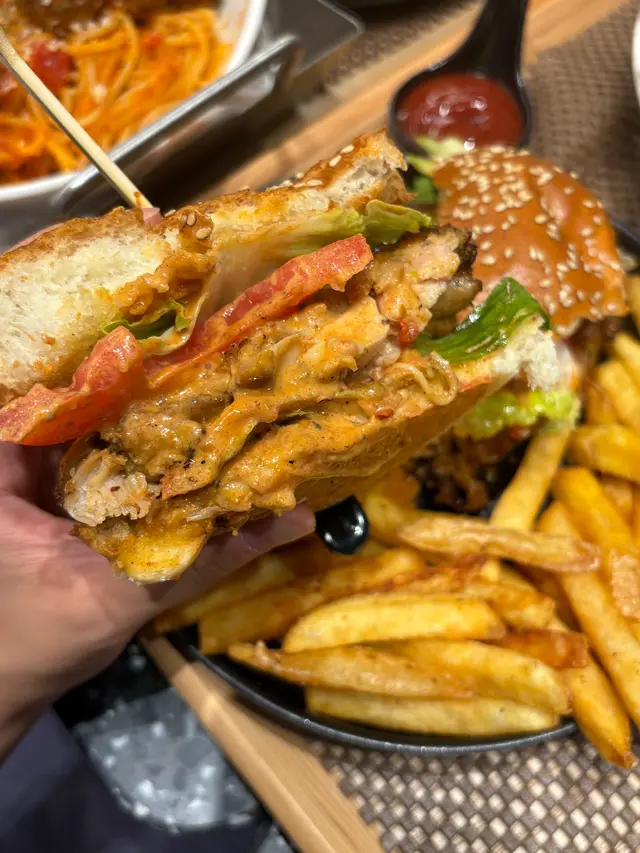 香煎口水雞扒漢堡包