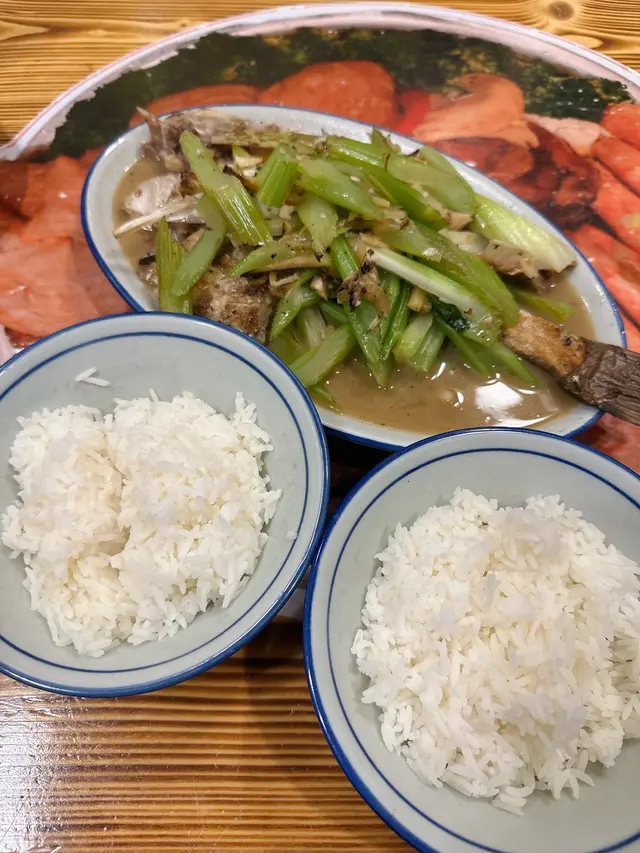 鮮魚套餐-西芹煮沙鯭