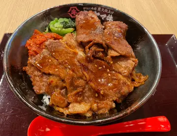 炭火燒肉丼牛肩肉&牛小排