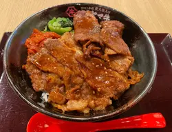 #香港美食 #炭火燒 #山牛 #日本過江龍 #燒肉盛宴 