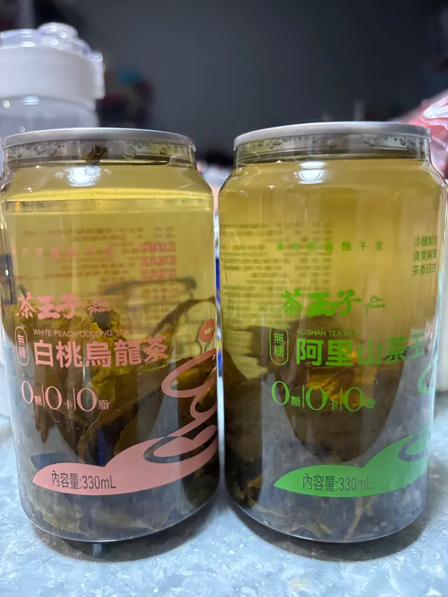 炸墨丸牛丸  ，糖心蛋，白桃烏龍茶 ，阿里山茶王