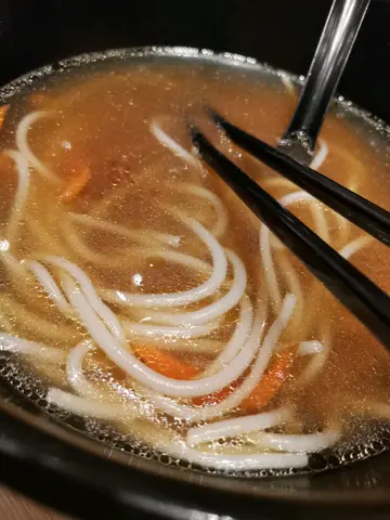 素菜卷大纤米线配姬松菇