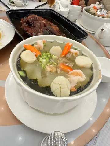 冬瓜湯，燒鵝，油雞
