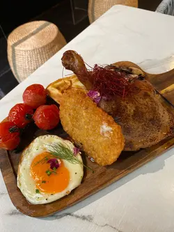 鸭腿all day Breakfast