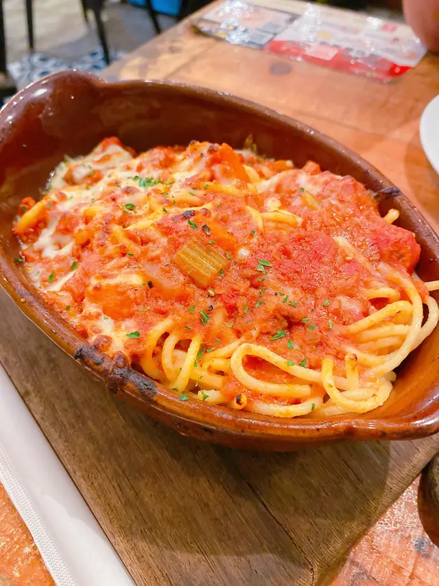 芝士焗肉醬意粉