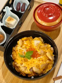 鮭魚籽親子丼