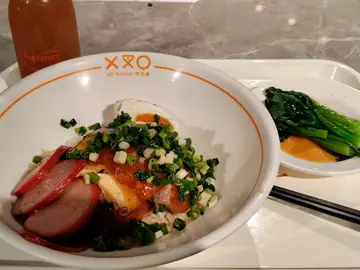 烤叉燶燒鵝五寶飯 (+13元配 油菜&凍檸茶)