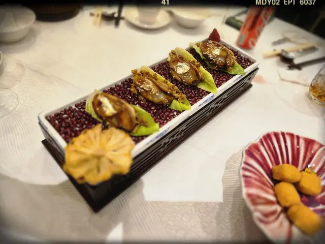 金蠔法國鵪鶉生菜包（$298/四隻）