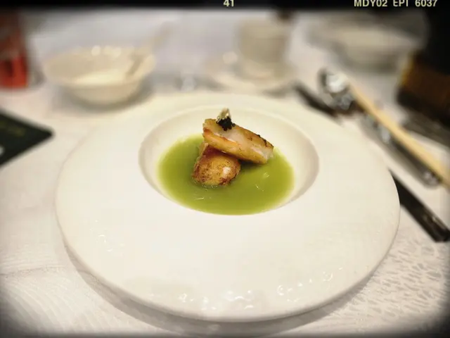 蔥油煎焗蟹腿