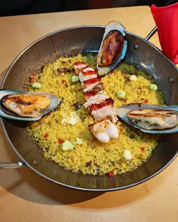 龍蝦海鮮海味西班牙燴飯