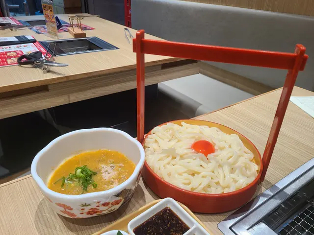 手拆純蟹粉蟹黃蘭王拌烏冬