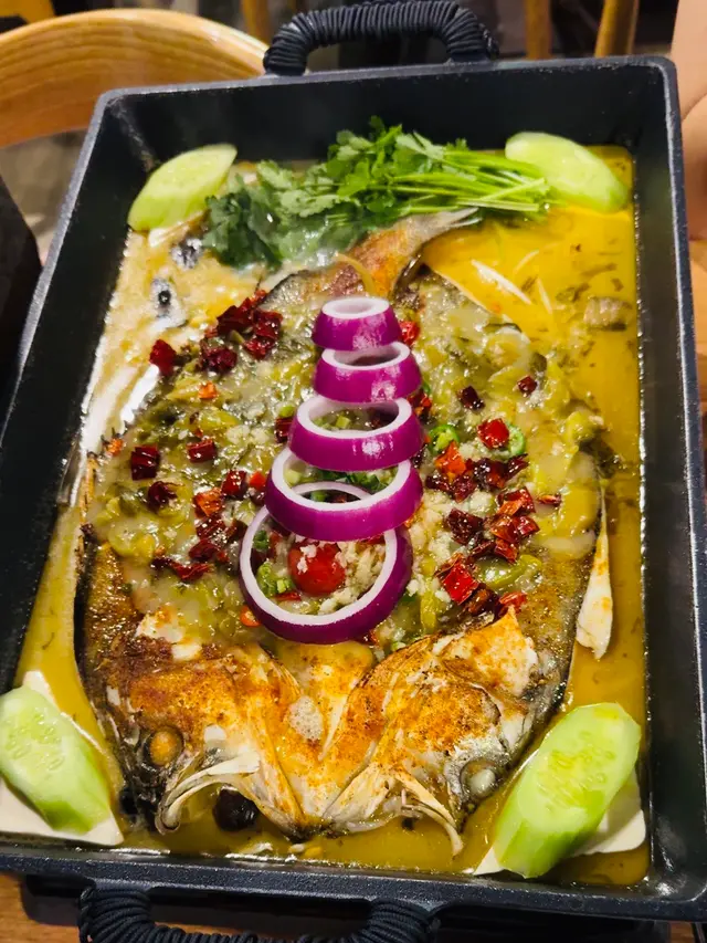 老壇酸菜豆花海鱸魚