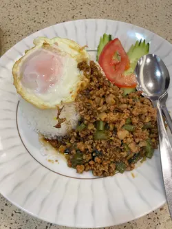 泰式香葉肉碎煎蛋飯