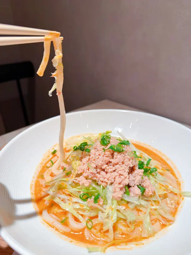 冷豆乳擔擔烏冬