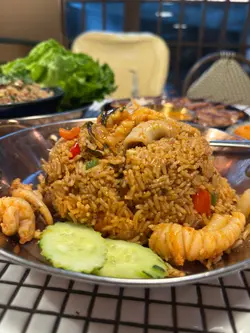 冬阴功海鲜炒饭