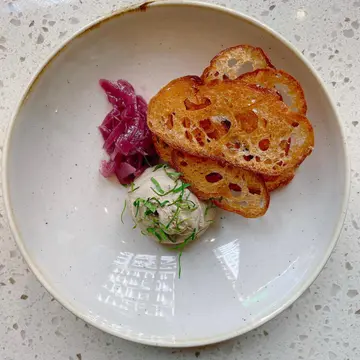 Chicken Liver Parfait / Red Onion Compote 