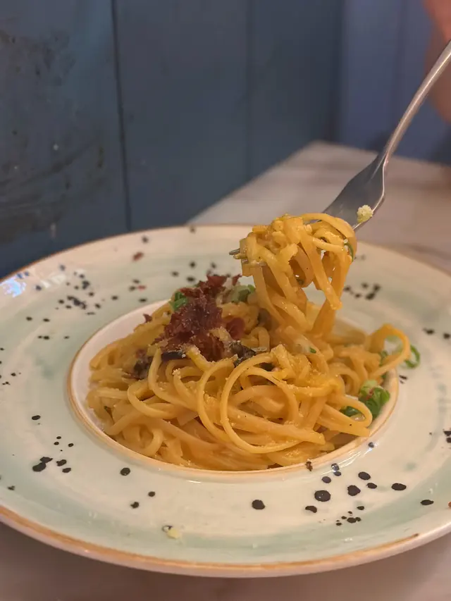特色卡邦尼意粉