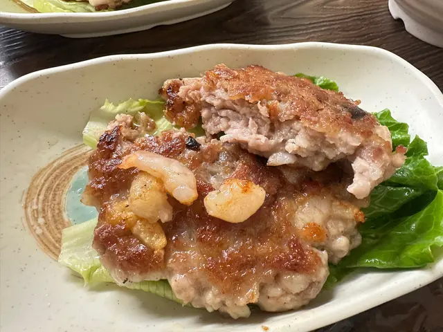 馬拉盞蝦粒煎肉餅
