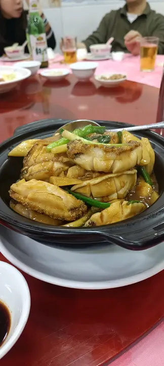 姜葱饱鱼煲