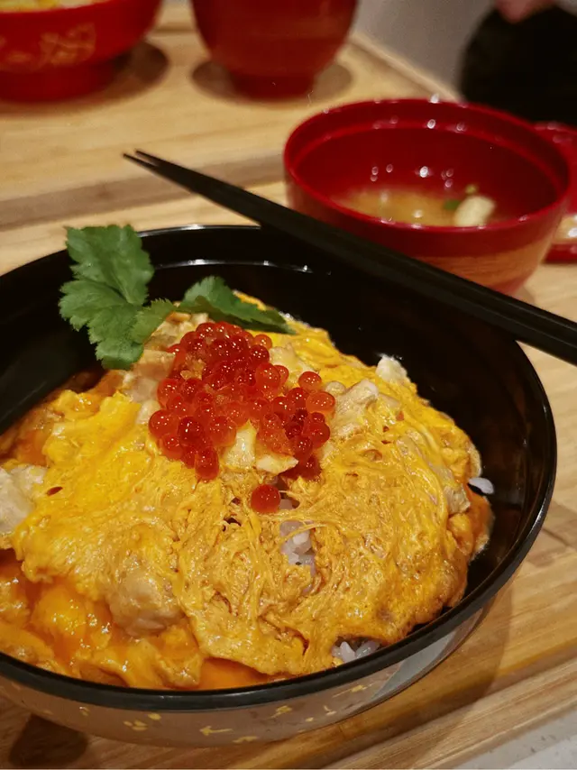 鮭魚籽親子丼