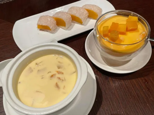 楊枝甘露 $62
香芒布甸 $52
香芒糯米卷 $62