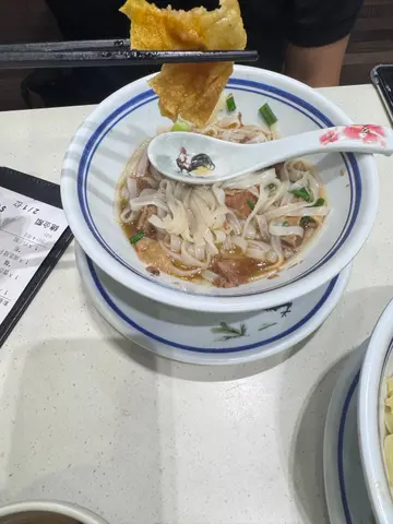 的式形鞋口牛腩