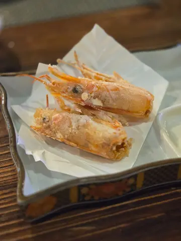 炸赤虾头