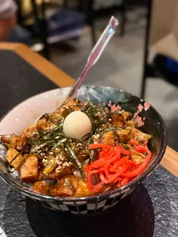 豚肉丼