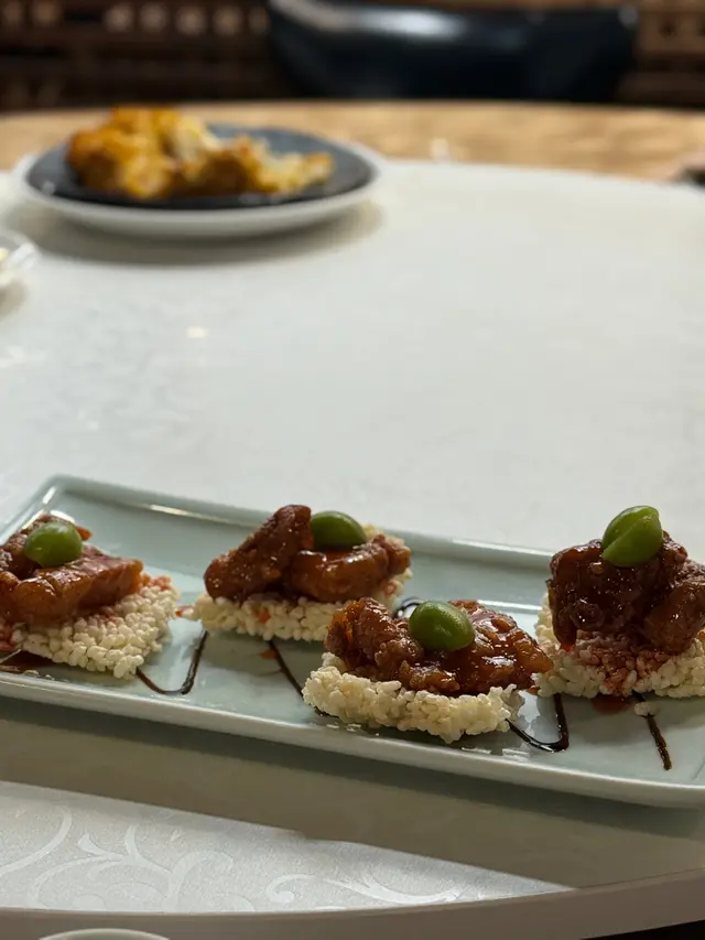 士多啤梨黑豚肉排骨