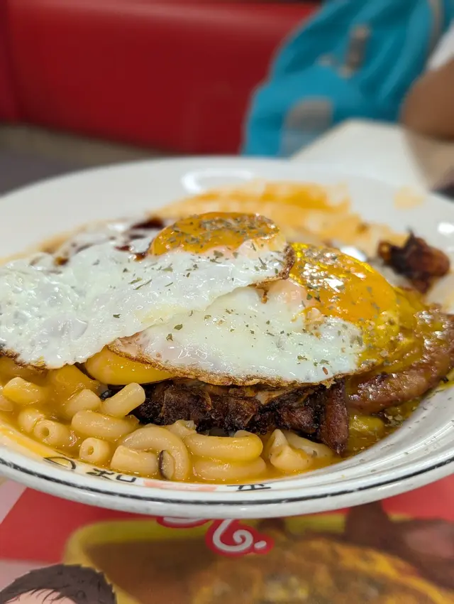 雙重芝士秘製豬扒燴通粉(招牌番茄汁)
