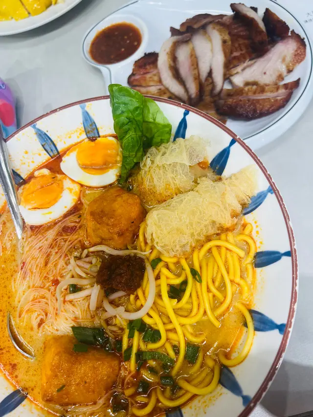豬頸肉喇沙