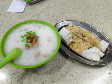 艇仔粥+牛肉腸
