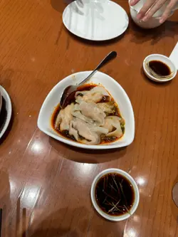 虾肉红油抄手