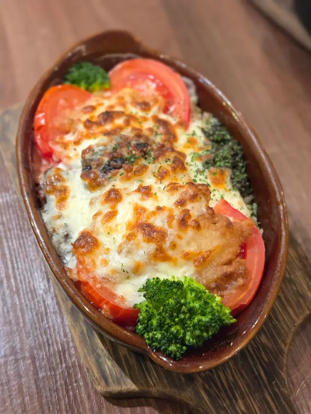 黑松露忌廉魚柳焗飯