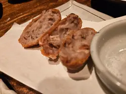 炸猪肉芋蓉饼