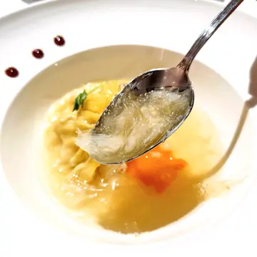 鱼翅灌汤饺