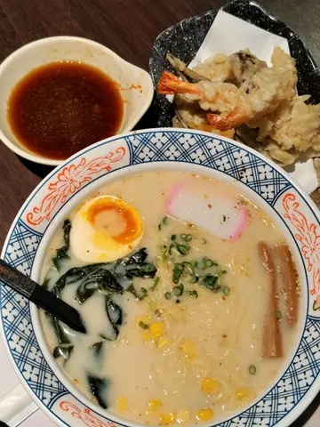炸虾野菜拉面