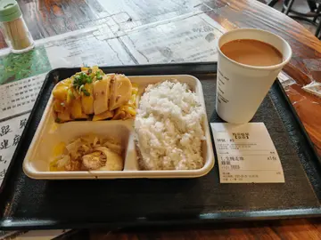 客家鹹雞