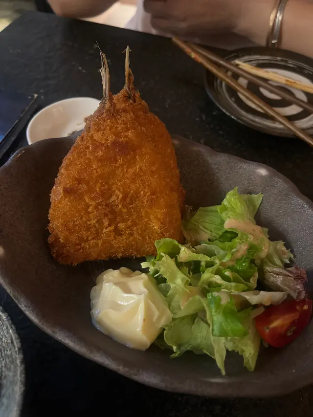 即時製作吉列池魚，有2件，圖片係食左一件😋魚味重，味道唔錯👍🏻