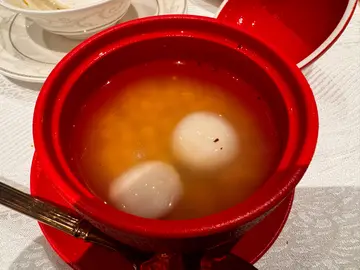 酒糟芝麻汤圆