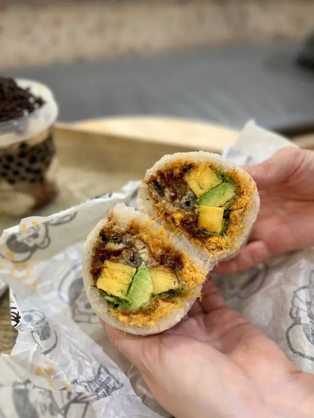 牛油果鰻魚玉子粢飯