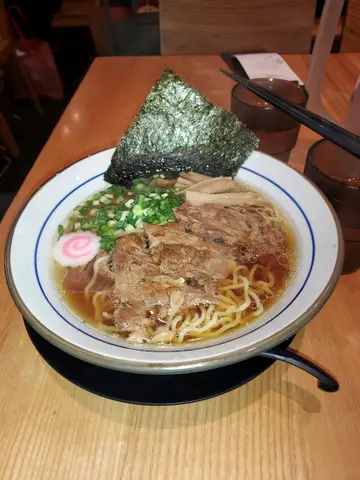 酱油猪软骨面