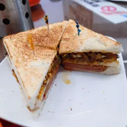 麻辣公司三文治