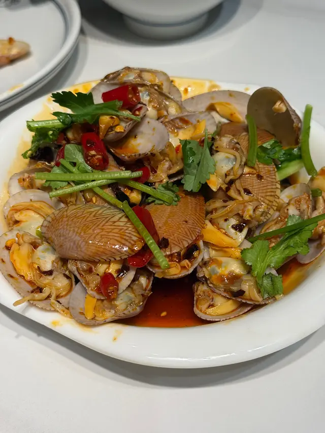 得個鹹字！完全無滋味，似係白灼加鹽加唔香的紅油，失望😞
