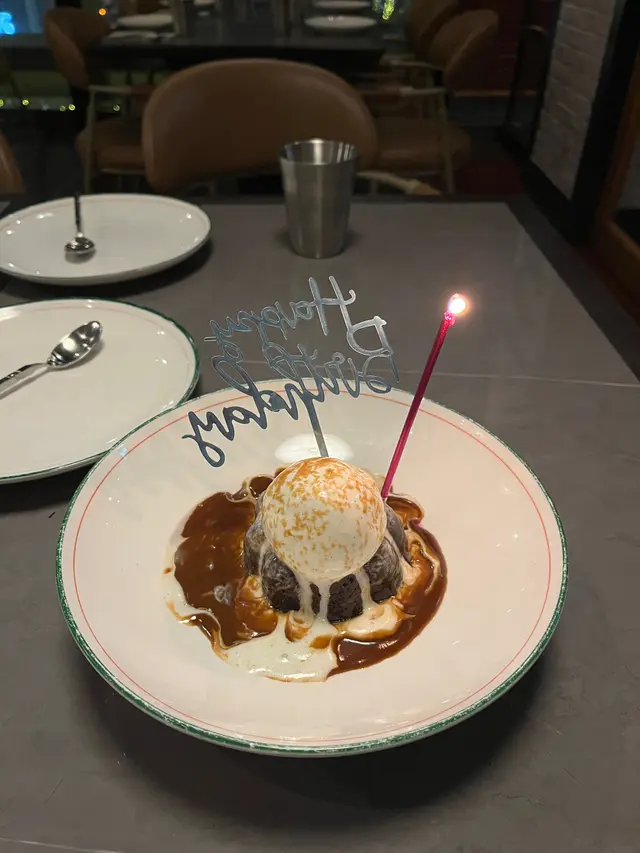 sticky toffee pudding